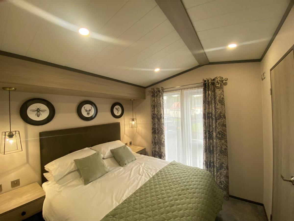 Teviotdale Lodge At Lilliardsedge Holiday Park 杰德堡 外观 照片