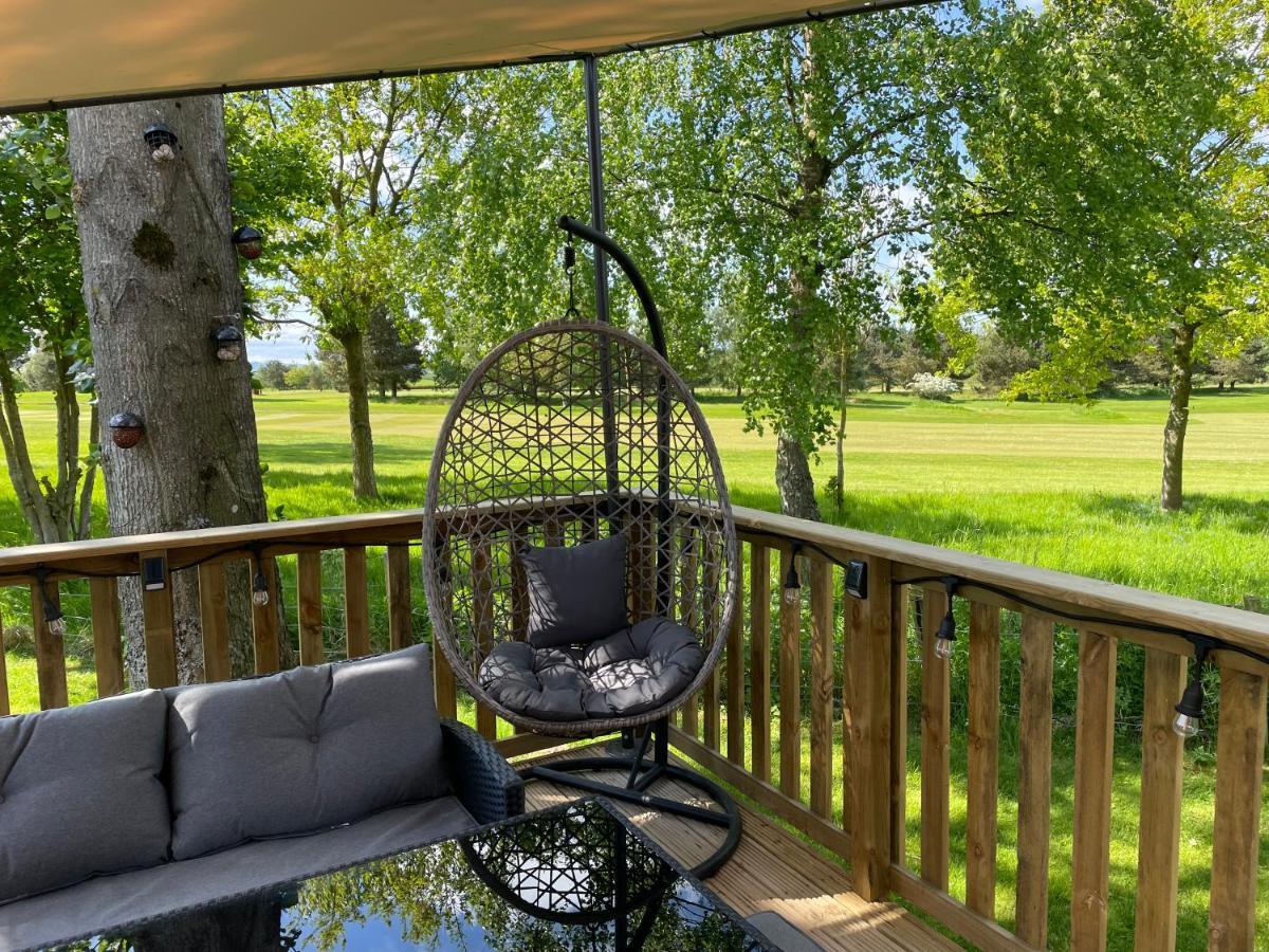 Teviotdale Lodge At Lilliardsedge Holiday Park 杰德堡 外观 照片